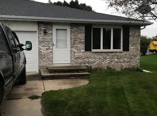 2585 W Parkmoor Ct, Appleton, WI 54914