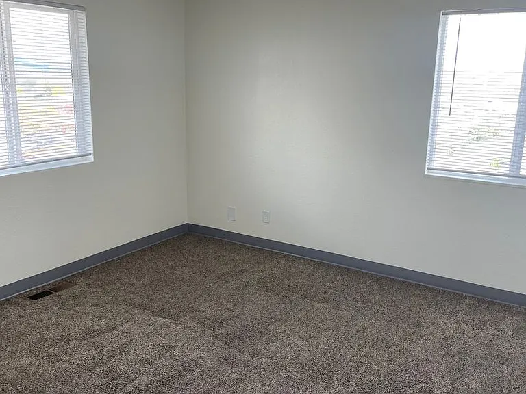 Ridgegate Apartments — Photo 8