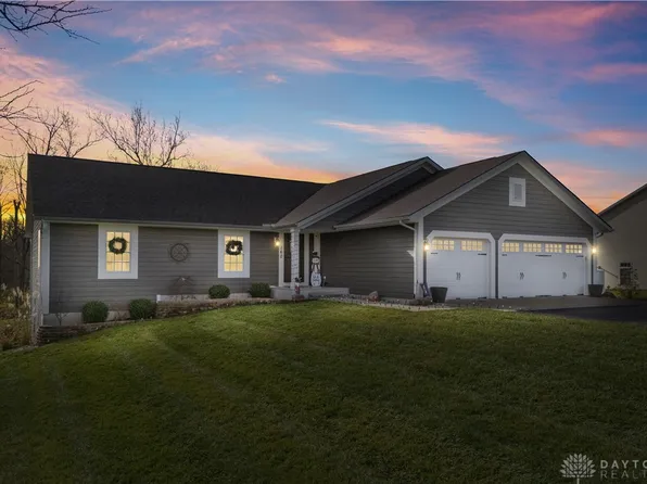 160 Meadowbrooke Dr, Wilmington, OH 45177