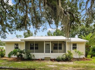 114 Franklin St, Interlachen, FL 32148