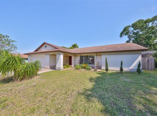 2608 Bridle Dr, Plant City, FL 33566