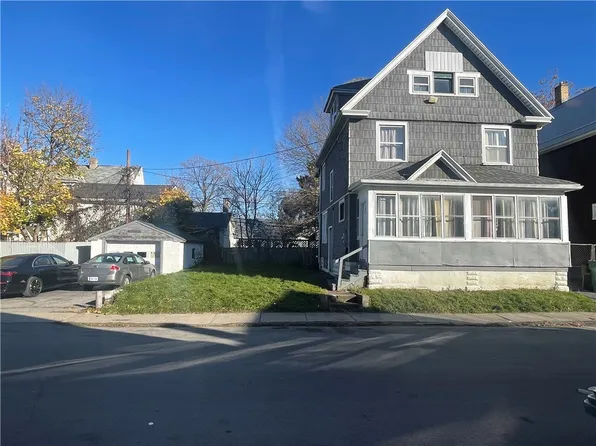 54 Klueh St, Rochester, NY 14611