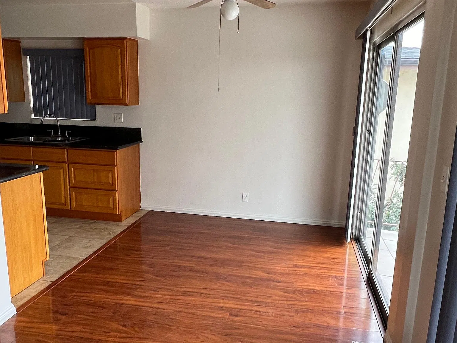 1160 College View Dr — Photo 2
