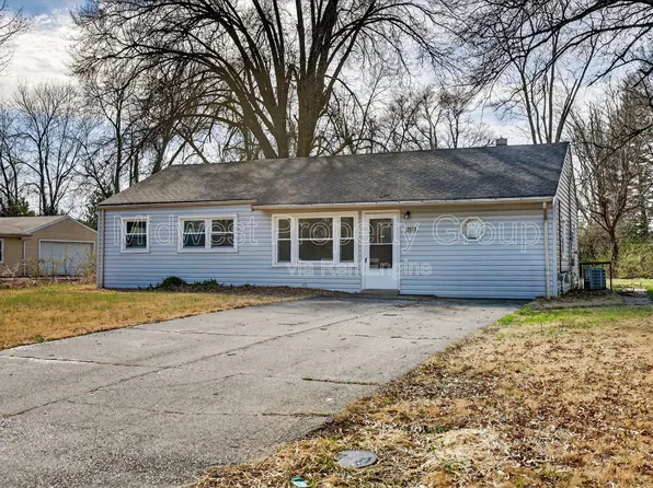 12035 Krenning Ln, Saint Louis, MO 63138