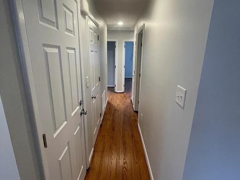 2627 Davis St — Photo 6