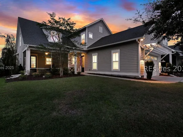 302 Castaway Dr, Bluffton, SC 29910