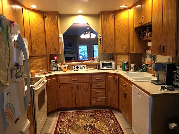 2nd image of 22805 E Clearwater Ln