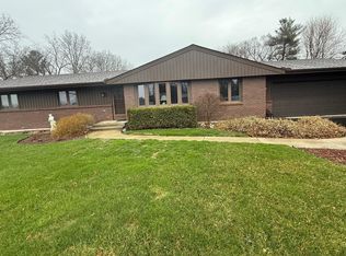 3494 Rockview Rd, Rockford, IL 61109