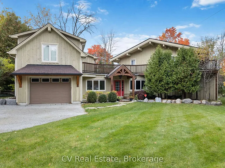 156 Chamonix Cres — Photo 1