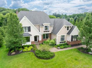 5837 Manchester Hills Dr SE, Grand Rapids, MI 49546