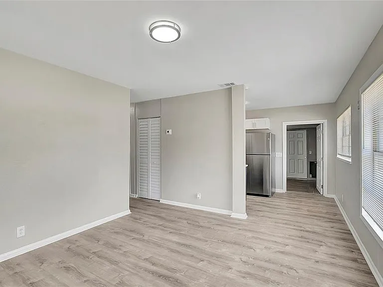 7015 Filbert Ln — Photo 5