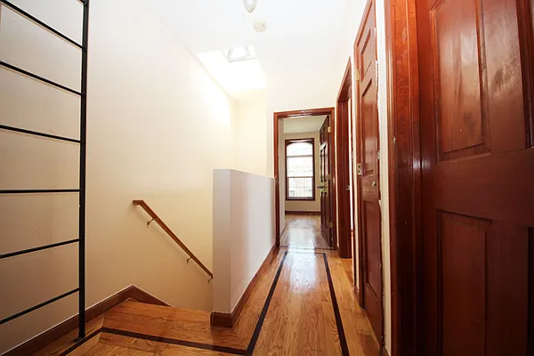 Rented by Jalca & Associates | media 21