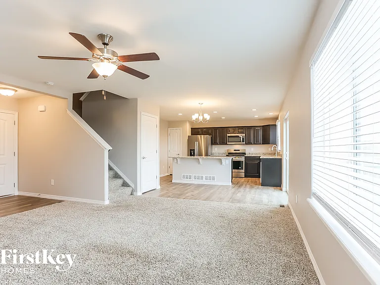 11145 Rockcastle Dr — Photo 4