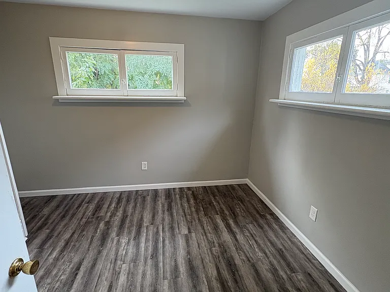 915 Market St #3 — Photo 5