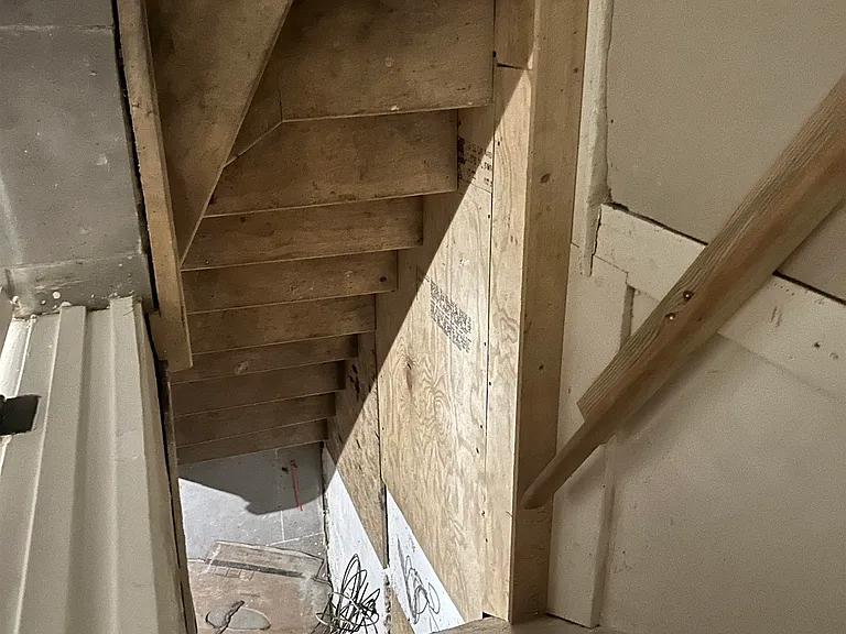 1683 Walker Ave — Photo 14