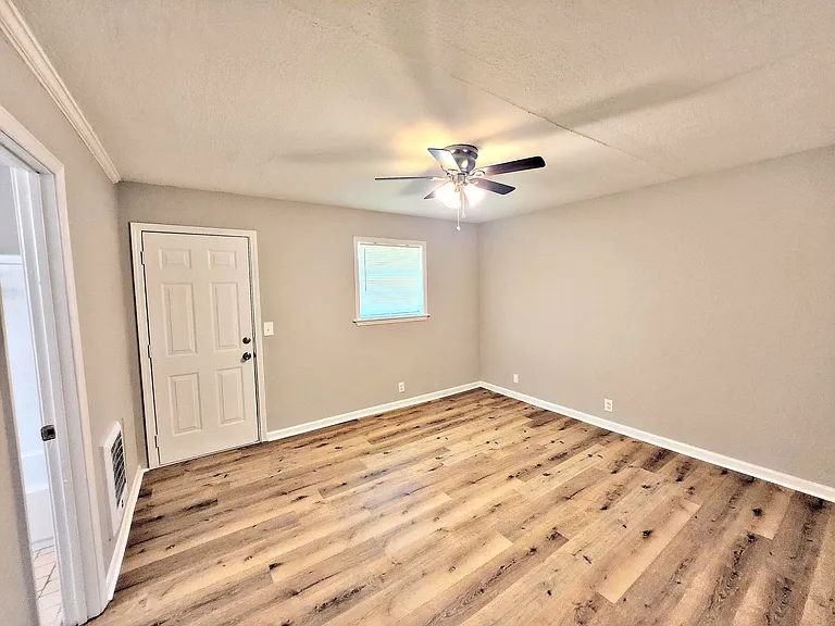 3900 Rucker Cir SW — Photo 13