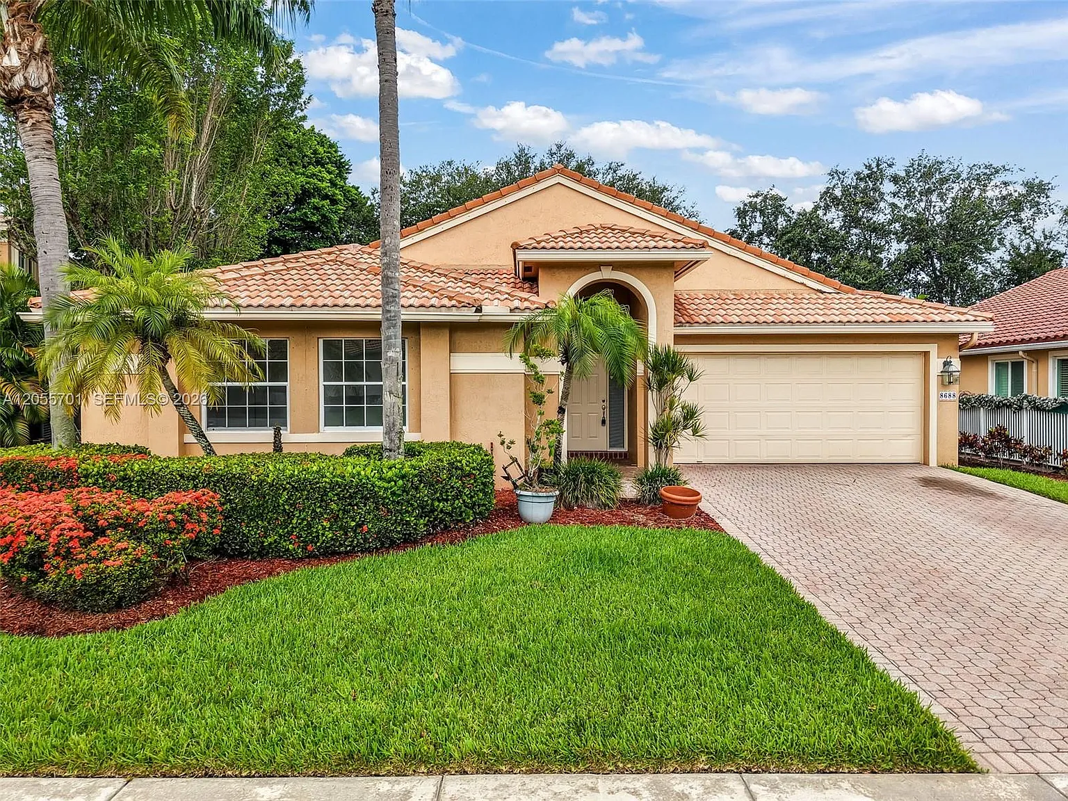 Mizner Pointe Of Boca Via — Photo 3