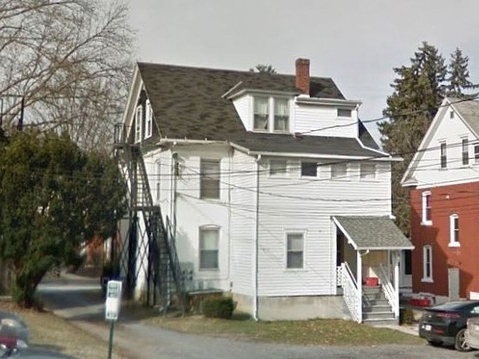 College Avenue, West712 712 W College Ave State College PA Zillow