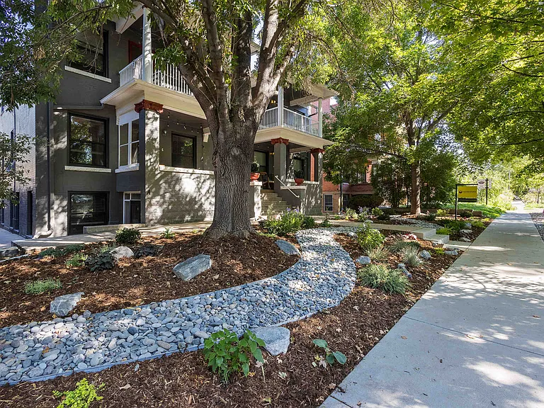 1124 N. St. Paul Street — Photo 10