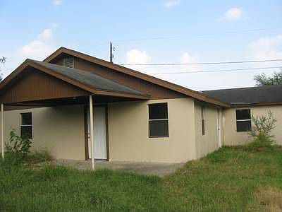 1st image of 2610 Alexander Dr