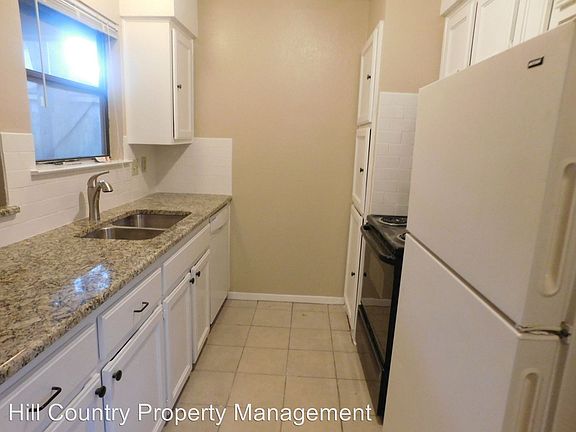 3rd image of 6503 Columbia Oaks Ct #B
