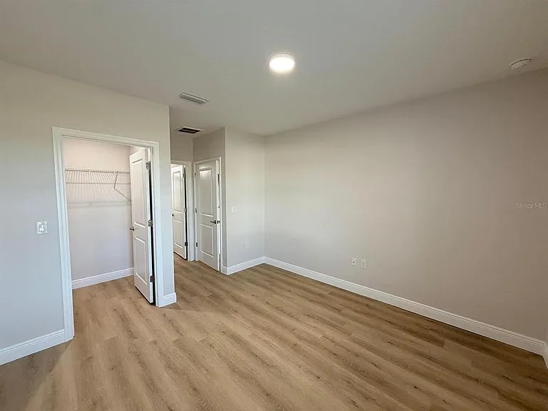 10336 Pendleton Ave — Photo 11