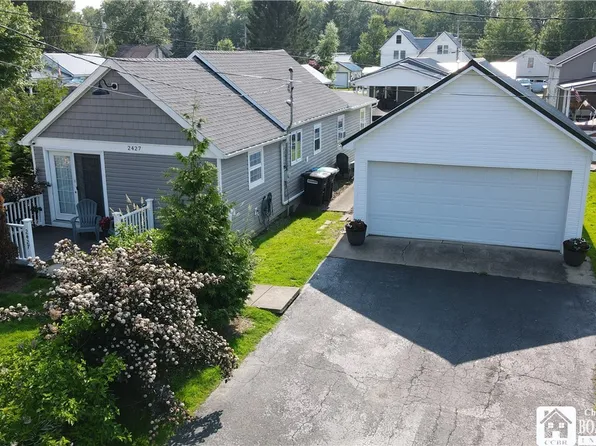 2427 Lakeside Dr, Ashville, NY 14710