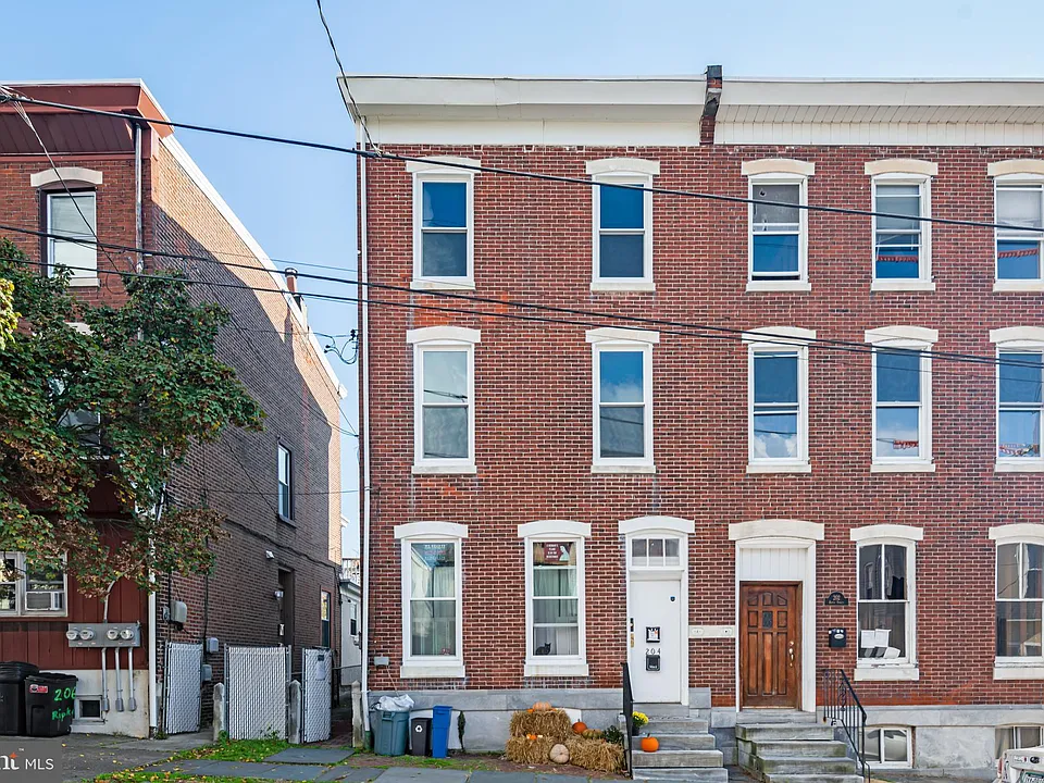 204 Ripka St #2