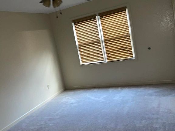 5th image of 31 Village View Dr APT C4