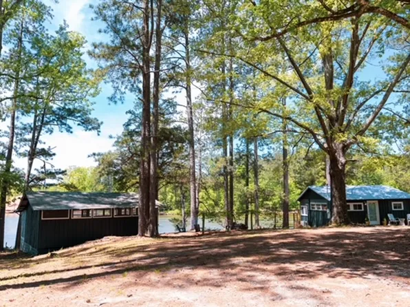 (undisclosed Address), Monticello, GA 31064