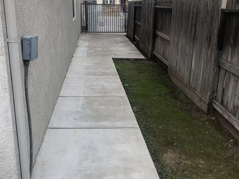 1952 Lonnie Beck Way — Photo 33