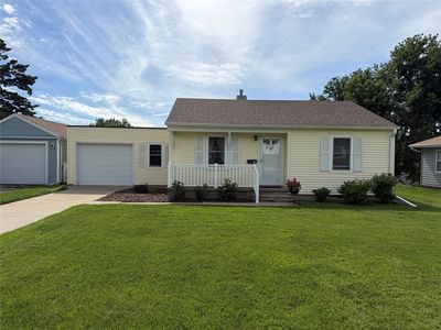309 E 20th St S, Newton, IA, 50208