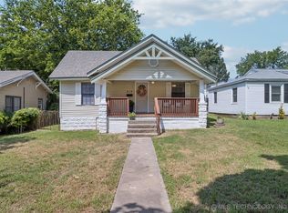 810 N Lincoln Ave, Sand Springs, OK 74063