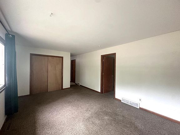 3rd image of 2410 GAYNOR AVENUE