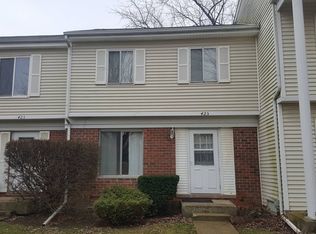 425 Providence Ct, Bolingbrook, IL 60440