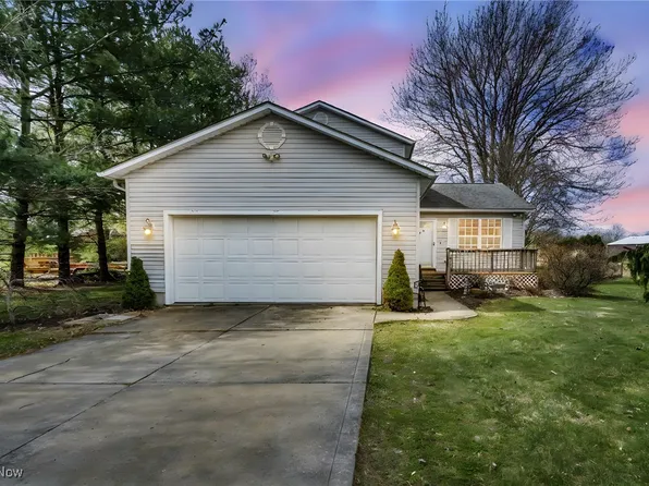 3250 McMackin Rd, Madison, OH 44057