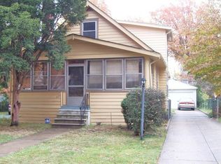 897 Beverly Rd, Cleveland Heights, OH 44121