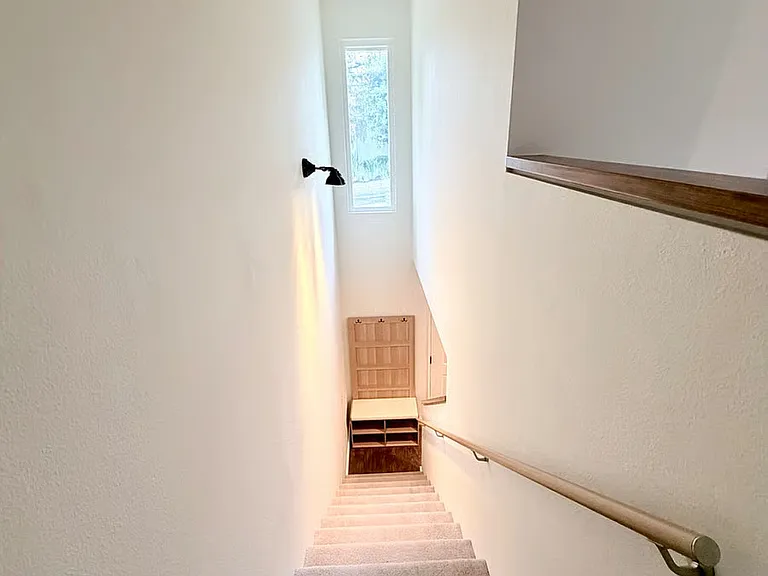 177 N Singingwood St — Photo 23