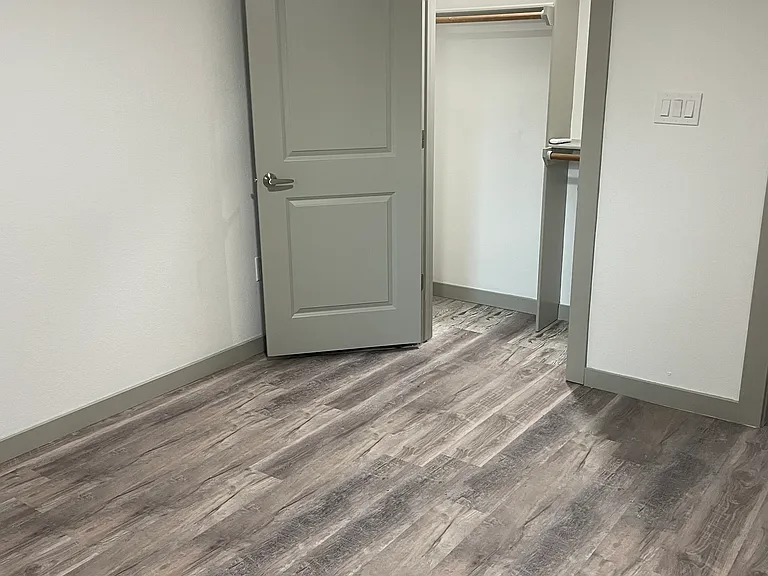 624 Center St #A — Photo 19