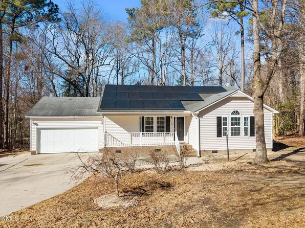 220 Dulcimer Ln, Zebulon, NC 27597