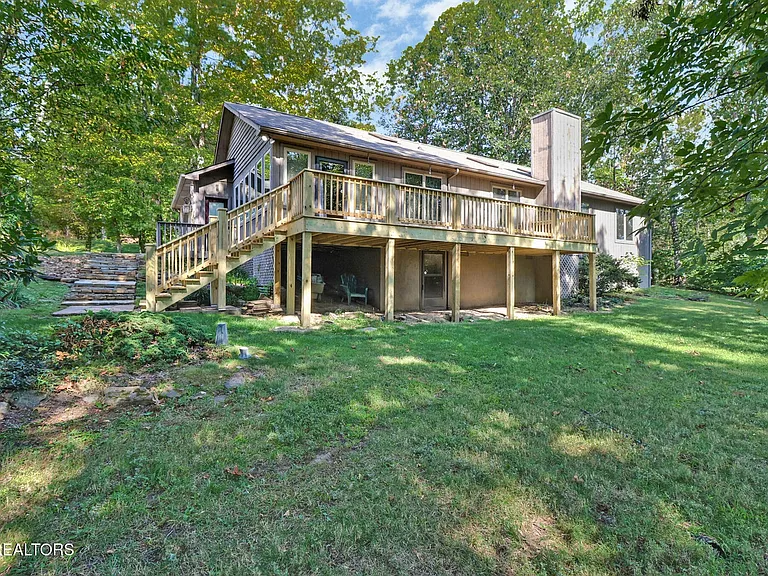 101 Walden Ridge Dr — Photo 34
