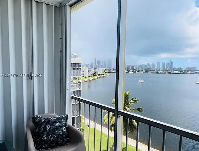 2910 Point East Dr #M609 — Photo 42