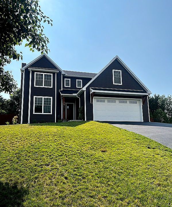 1st image of 744 Cresson Dr