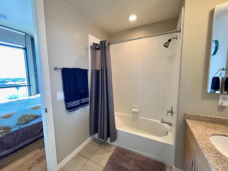 353 E Bonneville Ave #7 — Photo 8