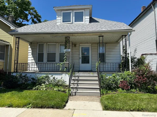 11825 Fleming St, Hamtramck, MI 48212