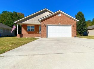 1260 Brookstone Cir, Dalton, GA 30721