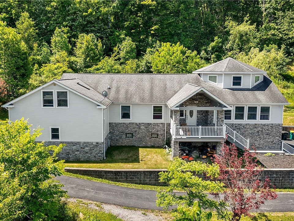 1st image of 787 Dutch Hill Rd