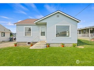 209 F St, Zillah, WA 98953
