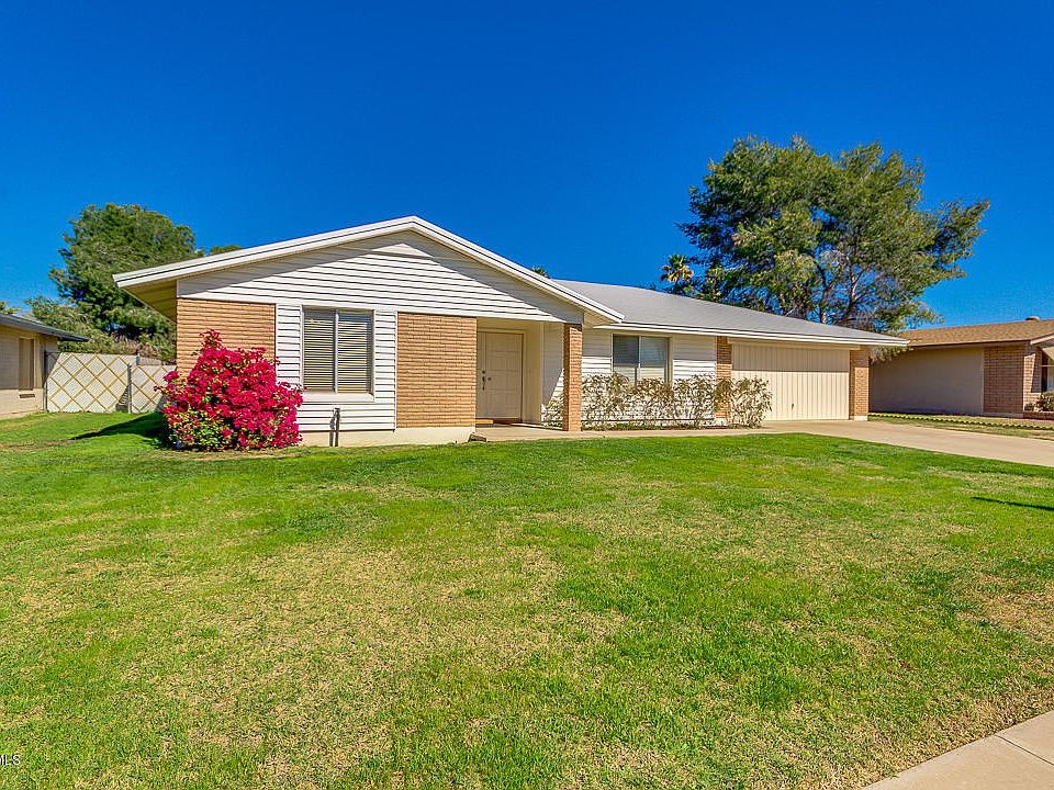 1st image of 4132 W VOGEL Avenue