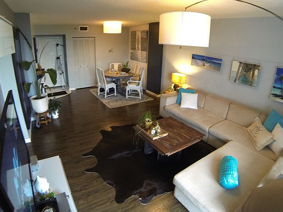 5th image of 919 Hillcrest Dr APT 608